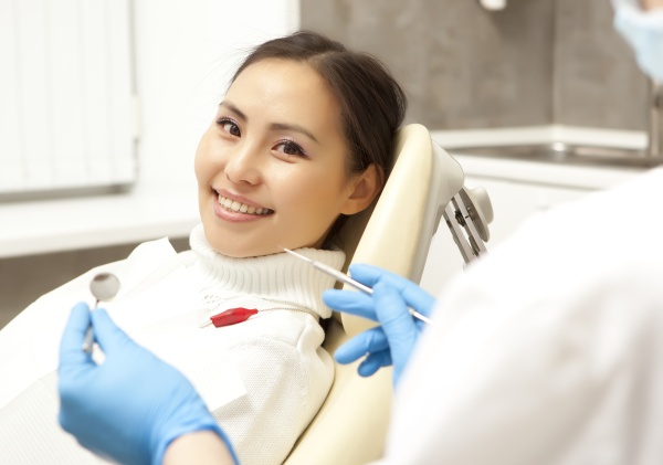 Signs Dental Bonding Would Benefit You