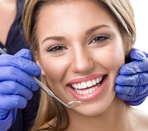 Bakersfield Teeth Whitening at Dentist