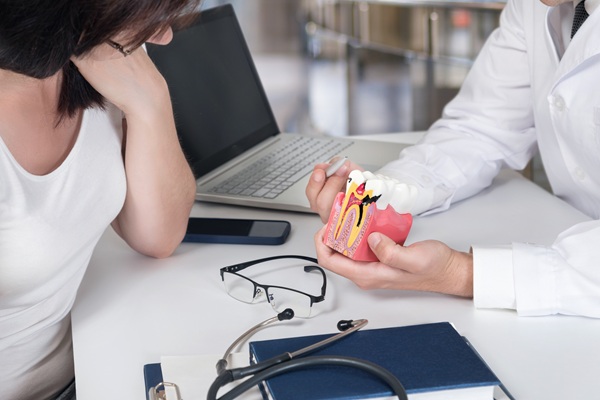 The Difference Between Simple And Surgical Tooth Extraction